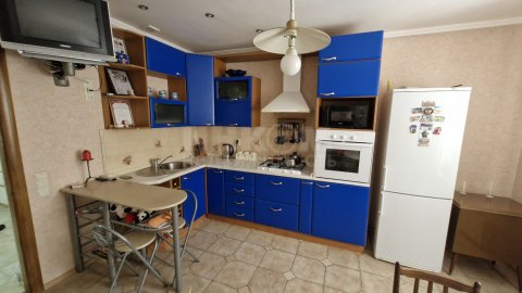 Продам 2-х этажный дом в городе Луганск 14