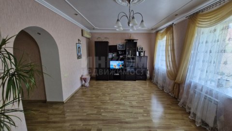 Продам 2-х этажный дом в городе Луганск 6