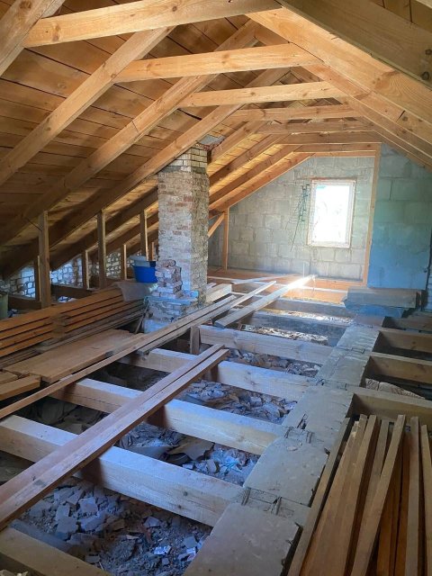 Продам дом в городе Луганск улица Веденина 6