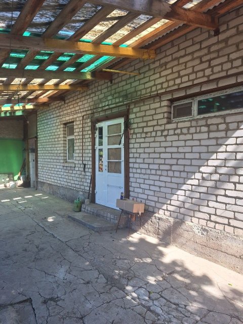 Продам дом в городе Луганск улица Веденина 4