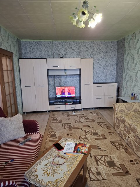 Продам 1 комнатную квартиру на Южном 7