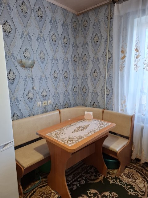 Продам 1 комнатную квартиру на Южном 5