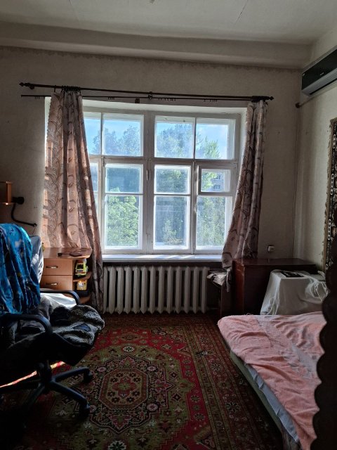 Продам 1 комнатную малосемейную квартиру на городке ОР 4