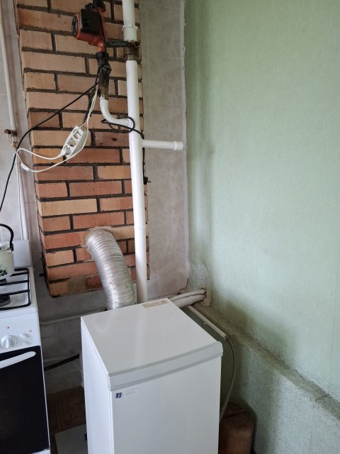 Продам дом с флигелем с. Лобачево  Станично- Луганский р-н 5