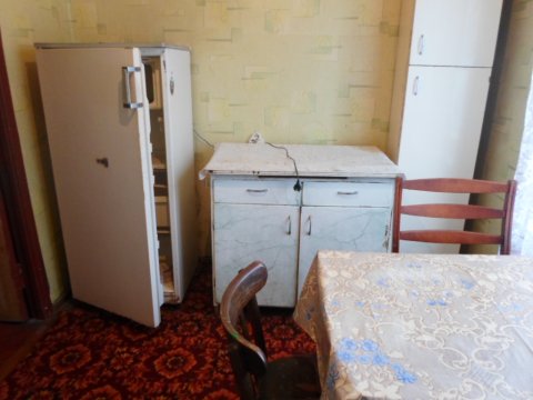 Сдам 2 комнатную квартиру Восточные квартала ул. Суходольская район завода Маршал- ниже кв. Дзержинского.