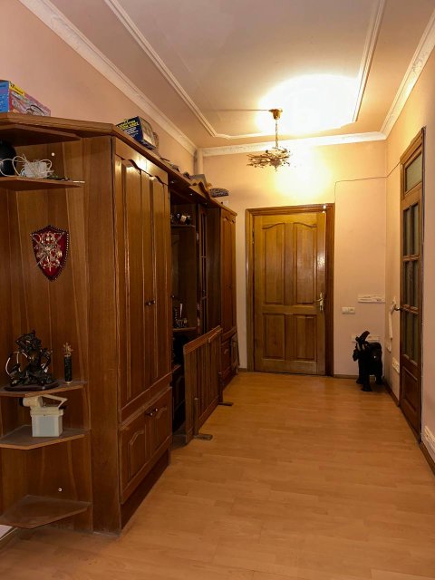 Продам дом на Видном 8