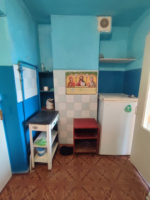 Продаю 1 комнатную квартиру в Луганске (городок ОР) 8