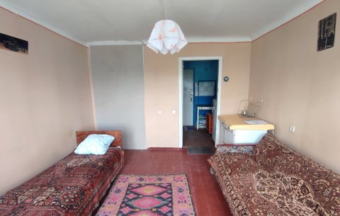 Продаю 1 комнатную квартиру в Луганске (городок ОР) 9