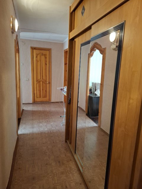 Продам 3х комнатную квартиру на ул. Барбюса 5