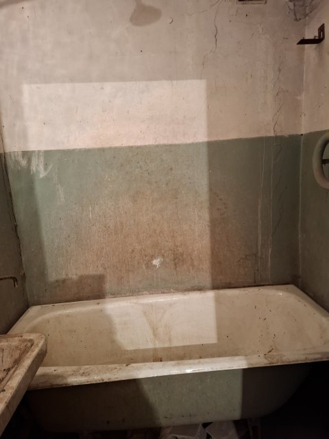 Продам 2 комнатную квартиру по ул. Градусова