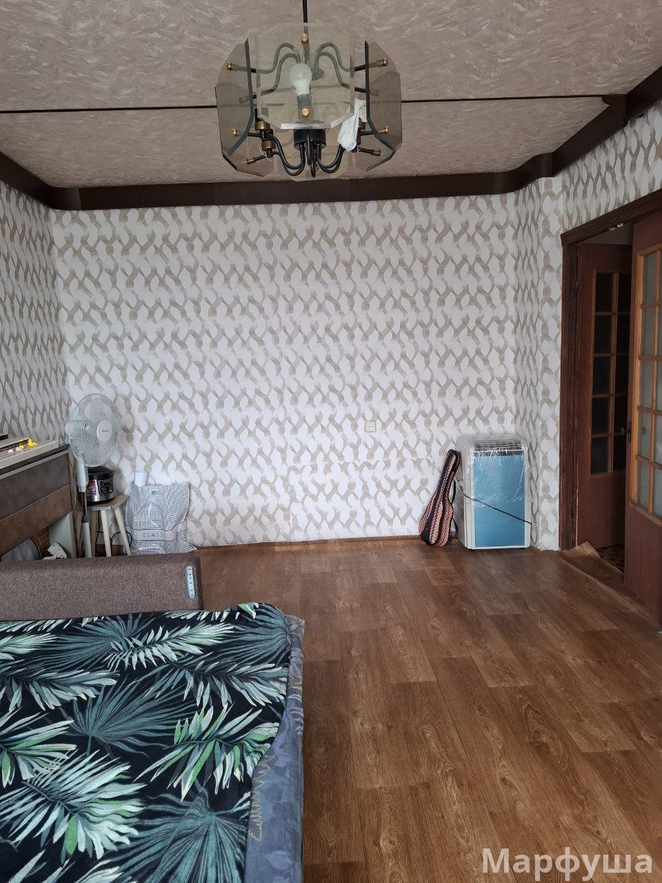 Продам 1 комнатную квартиру в центре Луганска