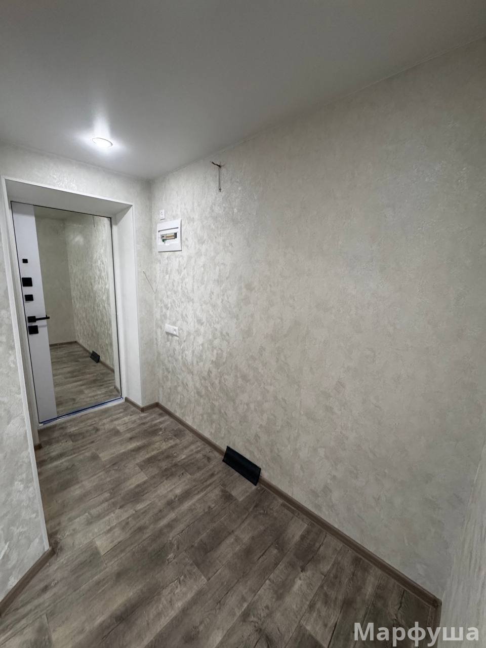 Продам 2- к квартиру в центре Луганска