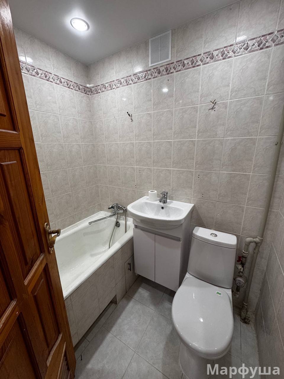 Продам 2- к квартиру в центре Луганска