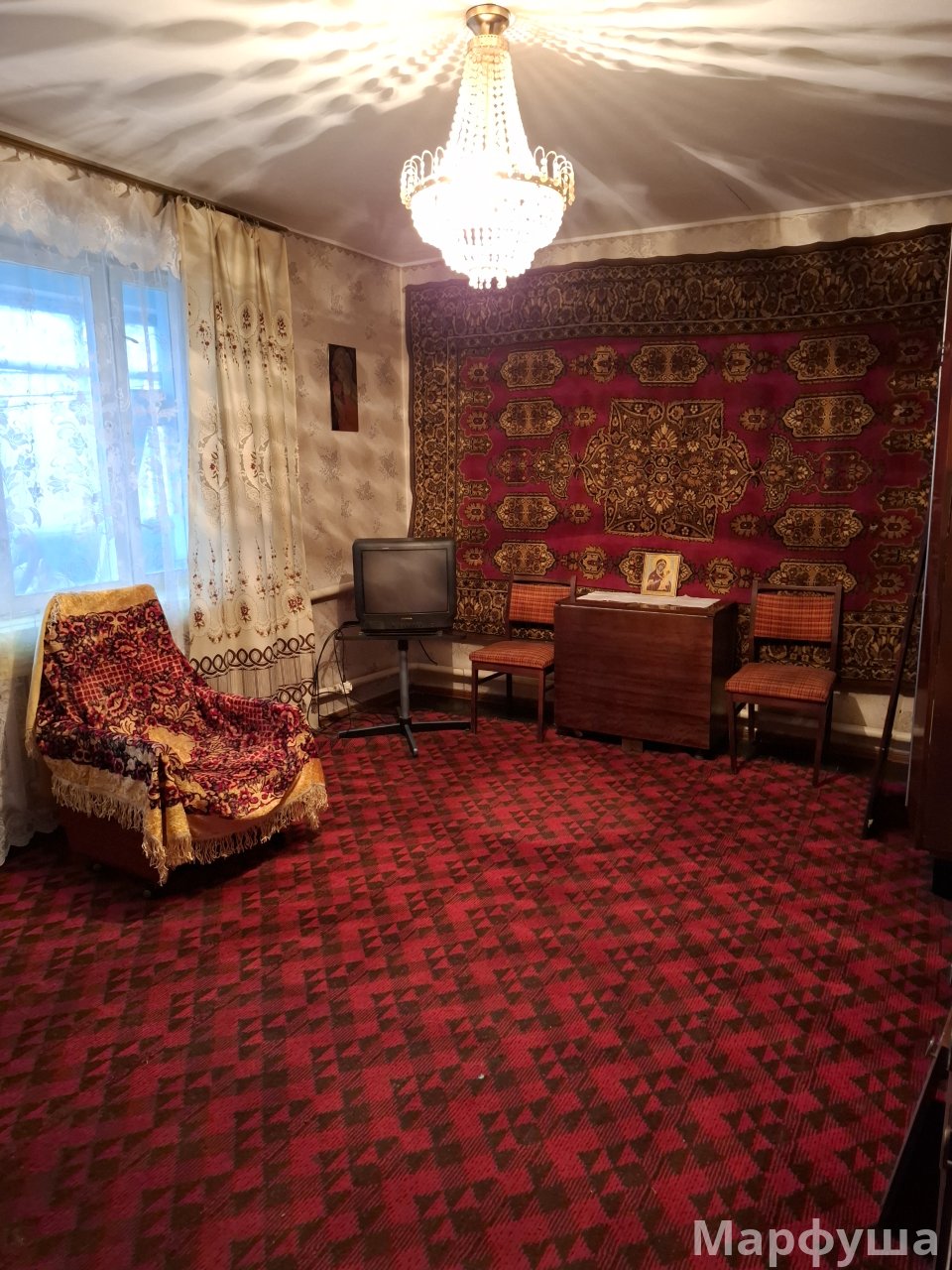 Продам 2х  комнатную квартиру с АВТОНОМНЫМ отоплением в п. Металлист