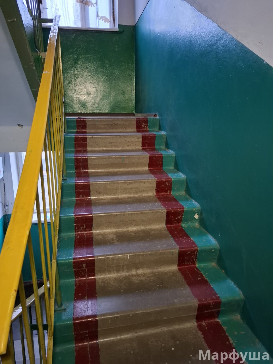 Продам 2х  комнатную квартиру с АВТОНОМНЫМ отоплением в п. Металлист