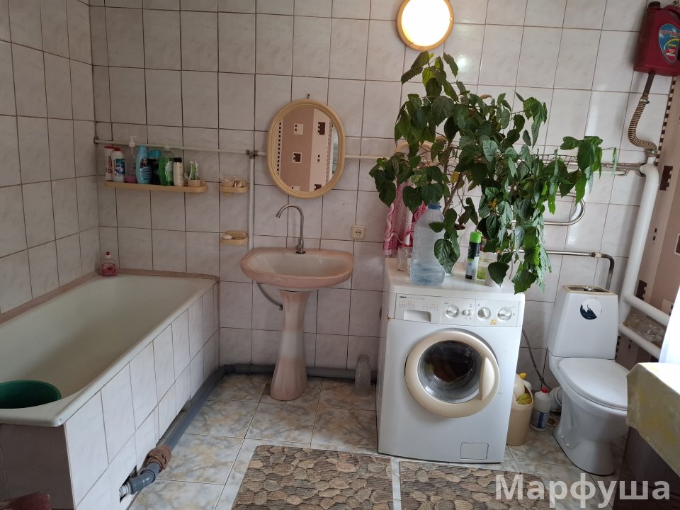 Продам дом с флигелем с. Лобачево  Станично- Луганский р-н