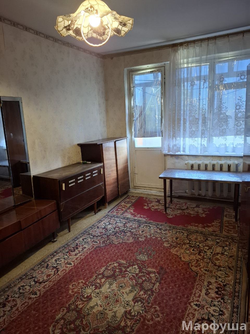 Продам 2х  комнатную квартиру с АВТОНОМНЫМ отоплением в п. Металлист