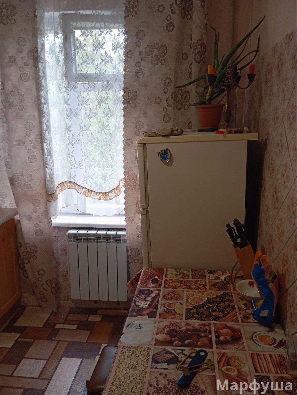 Сдам в Луганске восток район Соц. обеспечения и СШ№42  2 комн. кв-ру кв. Волкова.