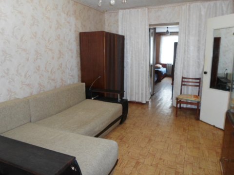 Сдам Тёплую с Автономным отоплением – у Вас будет тепло и экономно в Луганске на востоке район Маш. института кв. Жукова7, 3/5эт,  2 ком. квартиру. 3