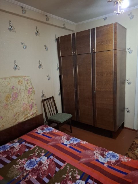 Сдам 2- комн.квартиру на кв Волкова 1/5-эт,для студентов,строителям,одиноким,семью. 6