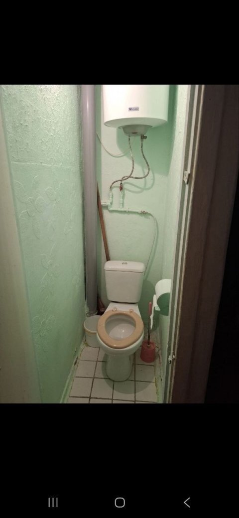 Сдам 2- комн.квартиру на кв Волкова 1/5-эт,для студентов,строителям,одиноким,семью.