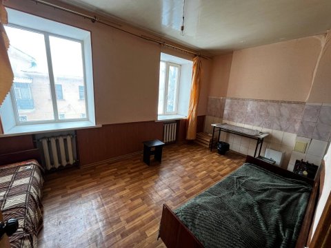 Продам 2- к квартиру на Городке 31 квартал 8