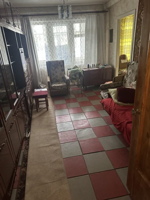 Сдам 3-х комн.квартиру кв Гагарина 1/5-эт,с балконом,в р-не Монолитного дома. 6