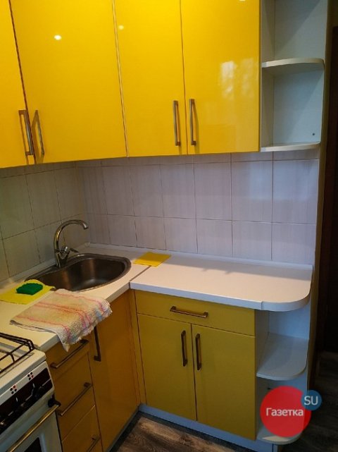 Сдам 2-х комн.квартиру по ул Клубной 3/5-эт,с Автономным отоплением,в р-не Школы Инвалидов. 10