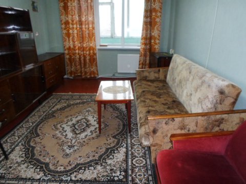 Сдам Тёплую с Автономным отоплением – у Вас будет тепло и экономно в Луганске на востоке 2 квартиру на кв. Гагарина,13.