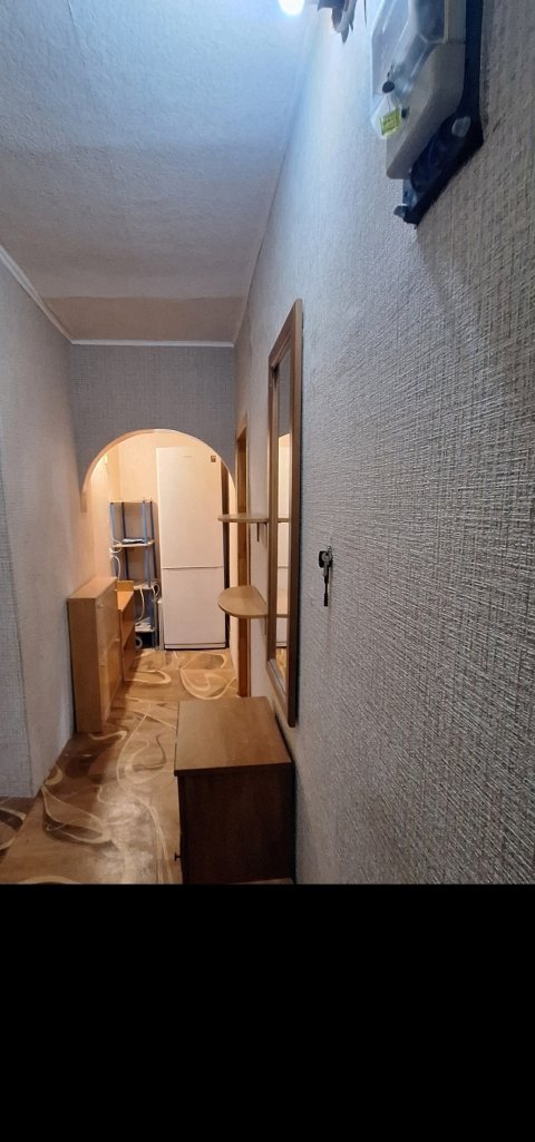 Продам 2-х комн квартиру в городе Луганск улица 2-я Краснознаменная 3