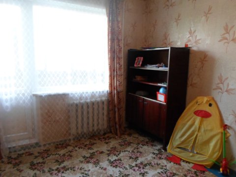 Сдам дёшево на востоке Луганска 2 комн.кв.,кв. Левченко д.13. 4