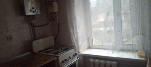 Сдам дешево 2-х комн.квартиру на Городке Завода Ор 2/5-эт,в 3-мин.хоть бы пешком от Ледового Катка Пингвин. 4