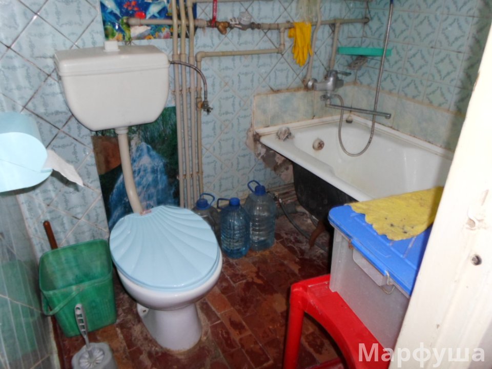 Сдам с Автономным отоплением – тепло и экономно в Луганске восток район Маш. института кв. Жукова 7,   2 ком. квартиру.