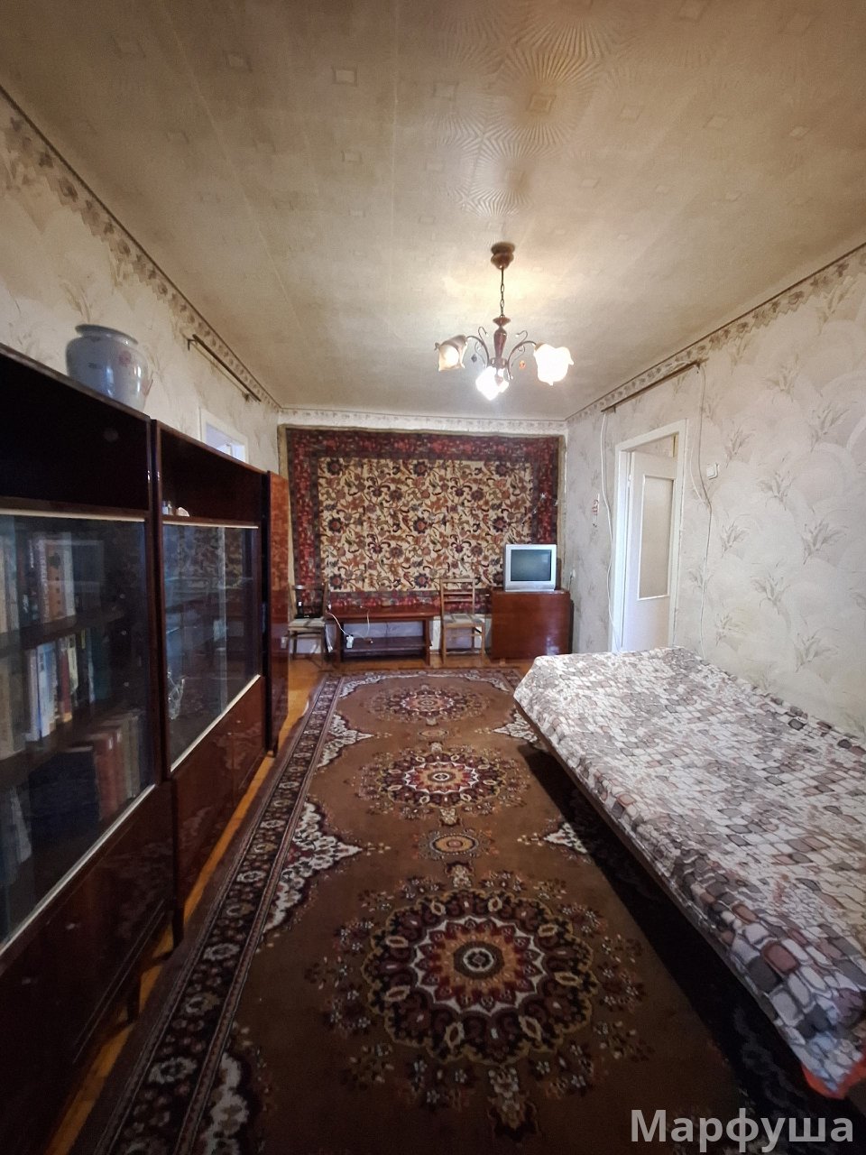 Продам 2-х комн квартиру в Центре города Луганск