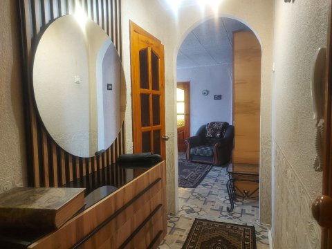 Сдам 2- к квартиру на ул. Челюскинцев 7