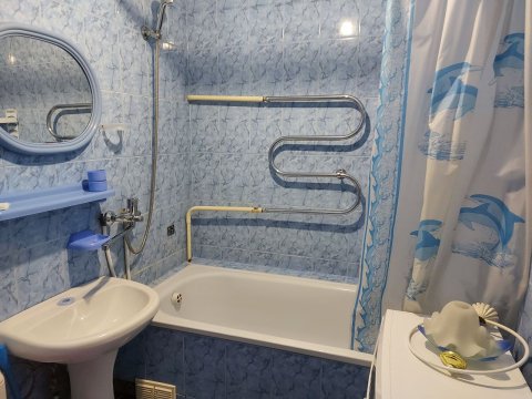 Сдам 2- к квартиру на ул. Челюскинцев