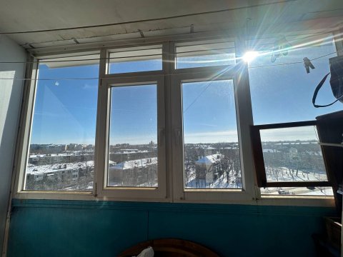 Продам 2- к квартиру Курская дуга