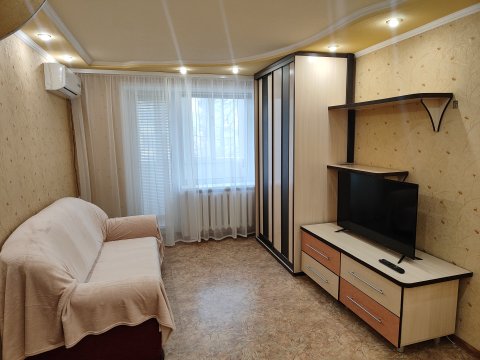 Сдам однокомнатную квартиру на длительный срок