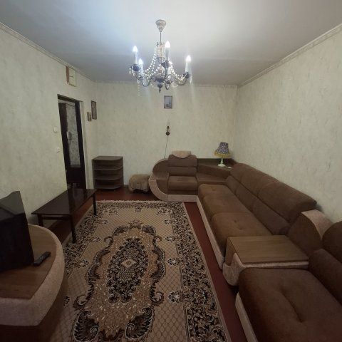 Сдам 1-х комн.квартиру на кв Заречном 2/12-эт,в р-не кольца Мирного.