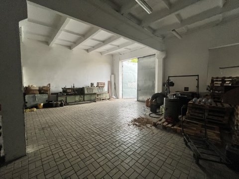 Сдам склад 1400 кв. м. 8