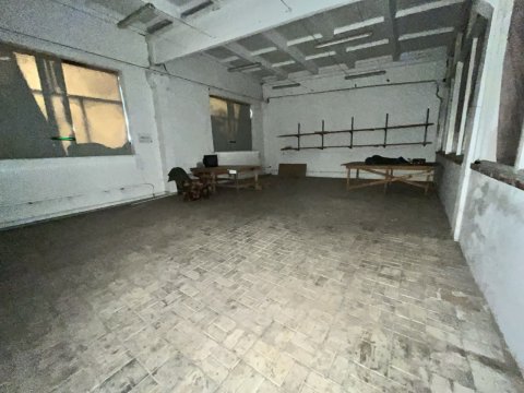 Сдам склад 1400 кв. м. 6