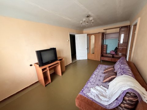 Сдам 2- к квартиру на кв. Щербакова