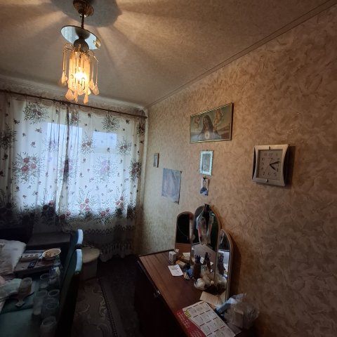 Продам недорого 2- комн.квартиру в Каменобродском р-не по ул Кирова 3/5-эт,кирп.дом,в р-не Нового ж/д вокзала, 4