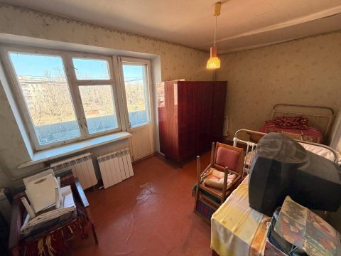 Продам 2- к квартиру на кв 50 Лет Октября (верхний Окей) 8