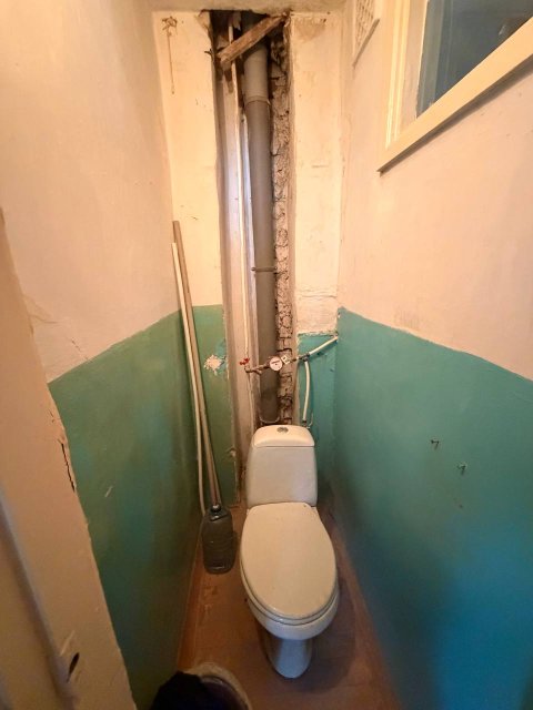 Продам 2- к квартиру на кв 50 Лет Октября (верхний Окей) 5