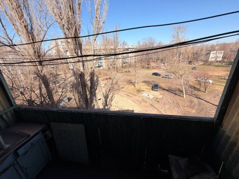 Продам 2- к квартиру на кв 50 Лет Октября (верхний Окей)