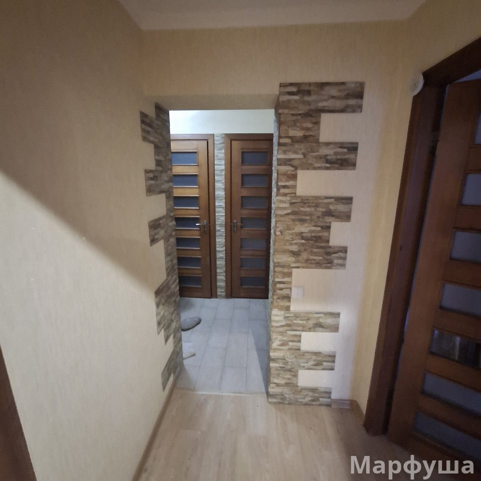 Сдам 3-х комн.квартиру на вост.кв-лах:кв Комарова 3/5-эт,в р-не строительного маг.Перестройка и строительного маг.Империя.