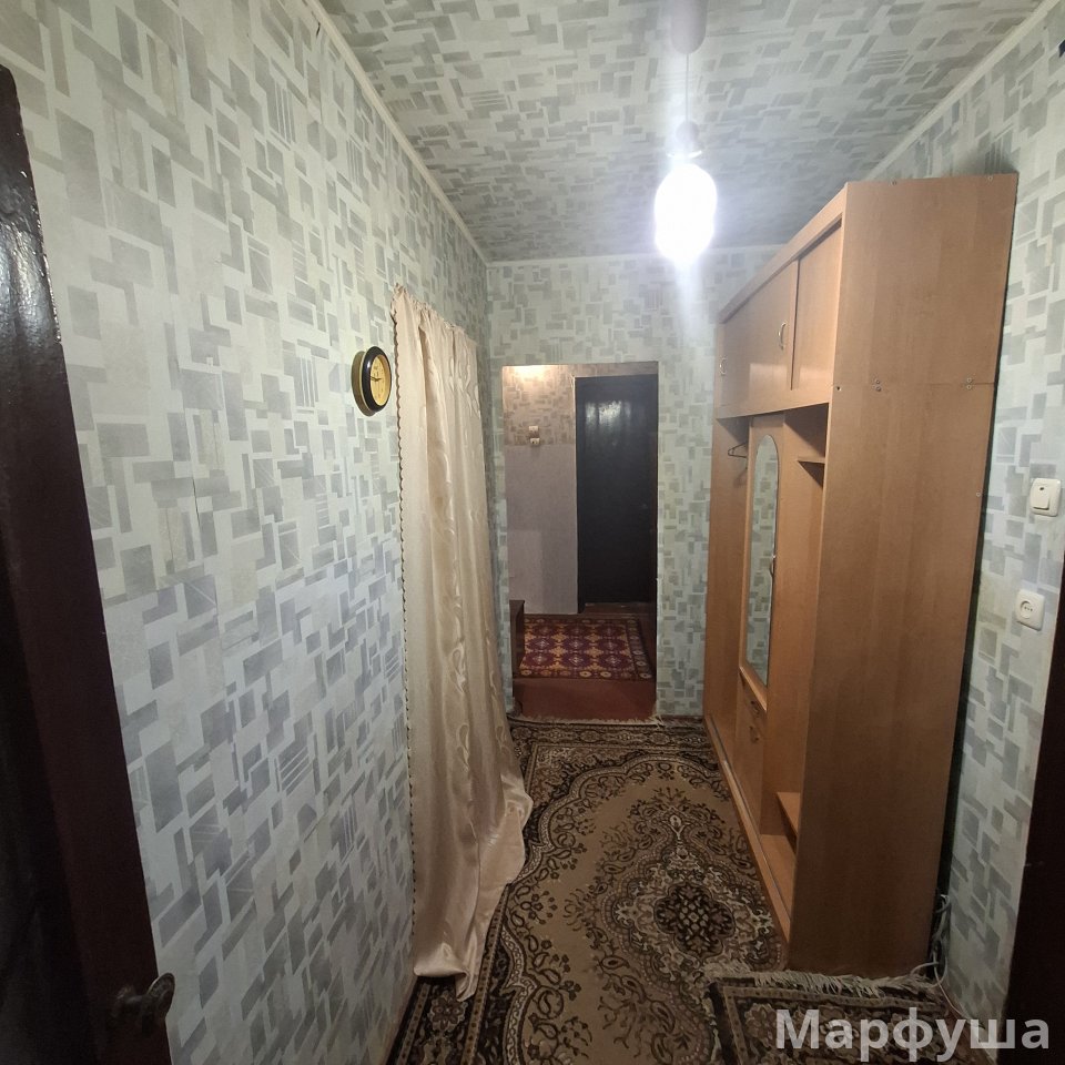 Сдам 1-х комн.квартиру на кв Заречном 2/12-эт,в р-не кольца Мирного.