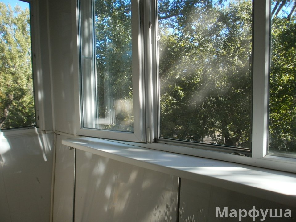 От Хозяина сдам с ремонтом 1комн.кв. студию в Центре-10 мин.пешком от Пед.университета. Квартира находится в кв. Димитрова23.