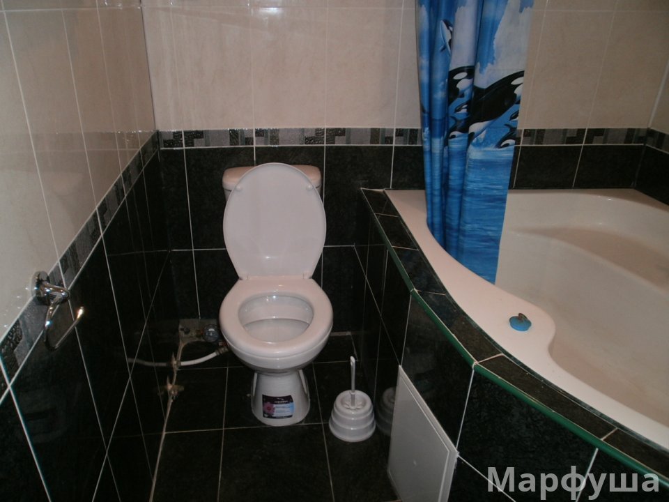 От Хозяина сдам с ремонтом 1комн.кв. студию в Центре-10 мин.пешком от Пед.университета. Квартира находится в кв. Димитрова23.